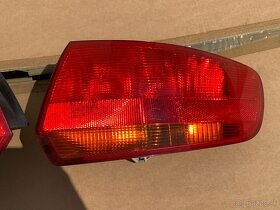 67# Audi A3 8P Sportback 8P49450956 -Zadné ľavé pravé svetlo - 2