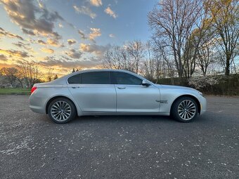 Predám BMW 750li - 2