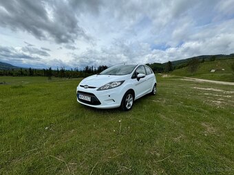Ford fiesta 1,25 60kw benzín - 2