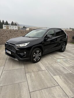Predám Toyotu Rav4 2,5 Hybrid AWD - 2