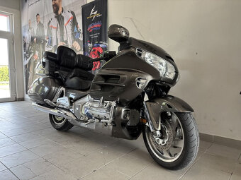Honda Goldwing 1800 - 2