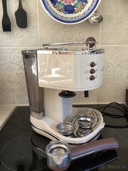 Pákový kávovar DeLonghi - 2