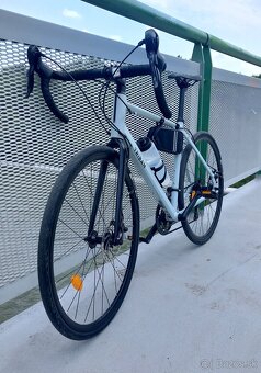 Cestný bicykel Triban RC 120 – Výborný stav - 2