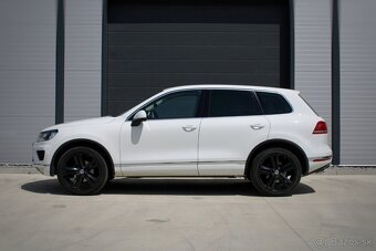Volkswagen Touareg II 3.0 V6 TDI 4MOTION - 2