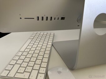 Apple iMac 21.5'' Retina 4K (CTO Intel i7 / 1TB / 16GB) - 2