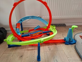Hotwheels dráha - 2