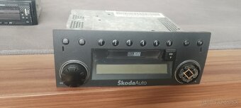 Auto radia - 2