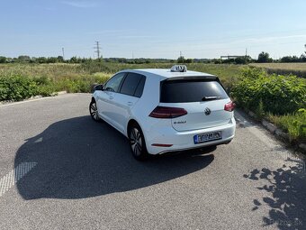 Prenájom vozidla Volkswagen Golf E - 2
