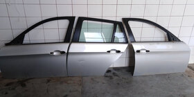 BMW E90 E91 dvere - 2