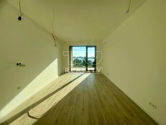 TUreality ponúka na predaj investičný apartmán s terasou... - 2