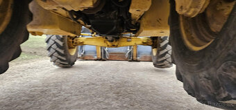 Traktorbager Komatsu wb93-R rypadlonakladač - 2