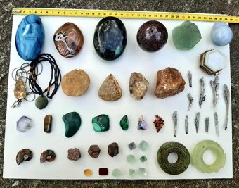 Zbierka minerálov a skamenelín - 2