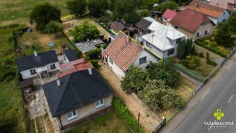 Rodinný dom s veľkým pozemkom – Zemianske Kostoľany - 2