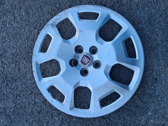 16" puklice na Fiat Doblo - 2