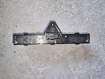 Vypínač výstražných svetiel Opel Corsa D 13250807 - 2