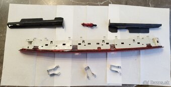 Škoda Octavia 3, Superb 3 - tretie LED brzdové svetlo. - 2