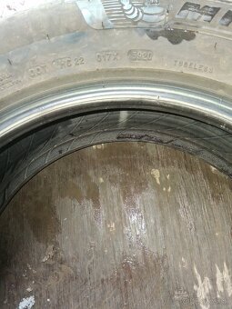 zimné pneumatiky 215/65 R17 - 2
