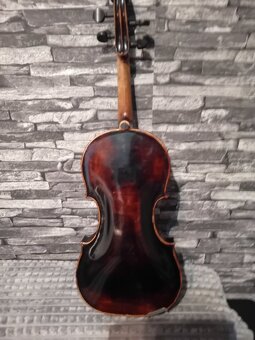 Predam cele husle - 2