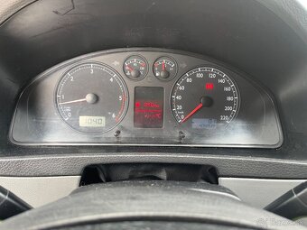 vw t5 multivan 2,5tdi 96kw - 2