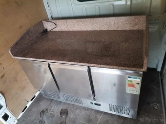 PREDAM PROFESIONÁLNY GASTRO CHLADIACI PIZZA STÔL REDFOX - 2