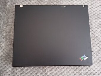 predám IBM THINKPAD T41 , WINDOWS XP , LPT PORT - 2
