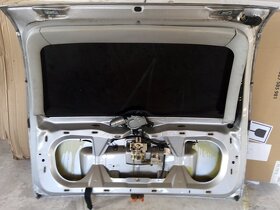Predam Zadné, piate dvere na Škoda Octavia 1 - 2