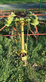 Obraceč sena Claas - 2