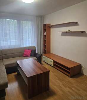 Prenajmem GARSÓNKU pri CENTRO NITRA - 2