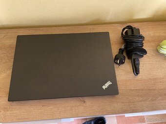 PREDÁM KOMPLETNE  INOVOVANÝ NOTEBOK LENOVO Thinkpad T460 - 2