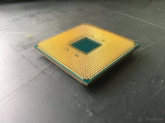Procesor AMD Ryzen 3 2200G - 2