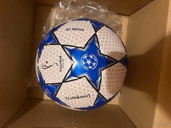 Lopta Adidas UCL - 2