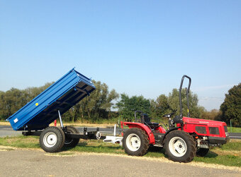 Vlečka za traktor nebo malotraktor, nájazdová brzda - 3 tuny - 2