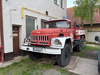 Zil 131 - CAS 8 Hasičské Auto - 2