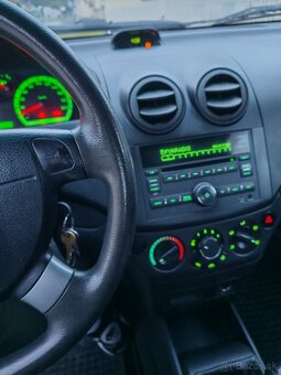 Predám Chevrolet Aveo - 2