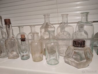 Staré fľaštičky a fľaše - 2