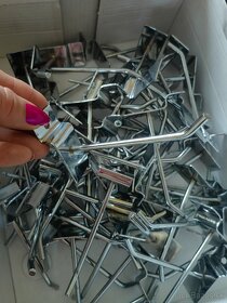 háky - vybavenie do predajni - 2