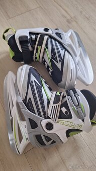 Nastaviteľné korčule na ľad 29-32 - 2