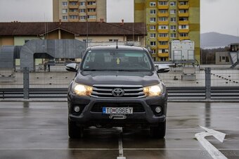 Toyota Hilux 2.4 D-4D Active A/T | 4x4 | - 2