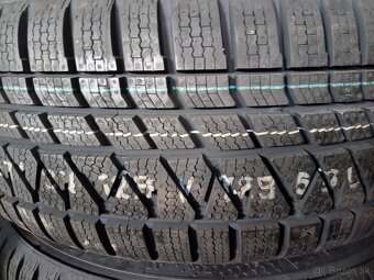 Zimné pneumatiky 235/55 R19 kumho - 2
