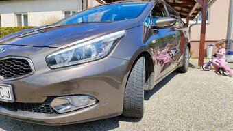 KIA ceed SW; diesel; manual; 2015/132000km - 2