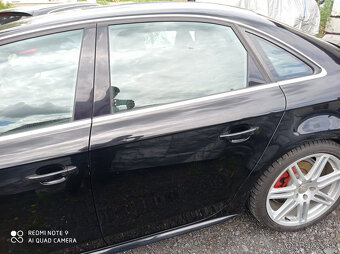 ľavé predné dvere Audi A4 b8 - 2