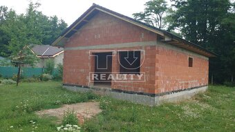 Rozostavaný 4-izbový rodinný dom v Starej Turej, časť... - 2