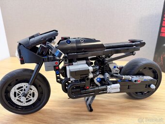 Lego Technic Batcycle 42155 - 2