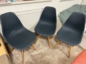 Stolička 15€/kus - 2