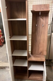 Vešiaková stena - 2