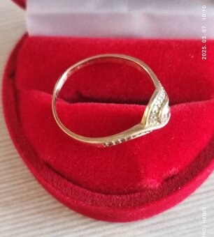 14 karatovy zlatý zásnubný prsteň veľkosť 58 - 2