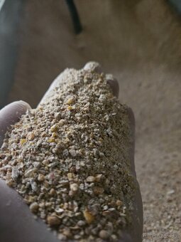 Zmeska pre sliepky - 2