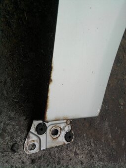 Predam na Audi a 4 b6 prednu kapotu s maskou - 2