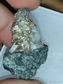 Minerál Striebro na kalcite- Maroko - 2