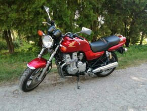 Honda CB 750 Seven Fifty - 2